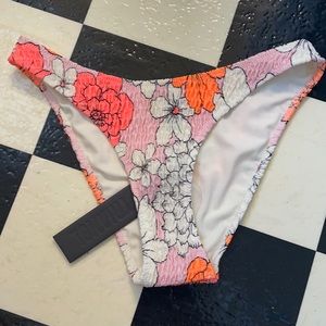 Triangl Inesa - Pop Retro (floral ruched) bottoms